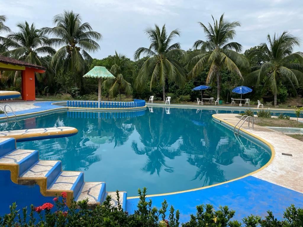 Hotel Tamarindos 锡瓦塔塔内霍 外观 照片