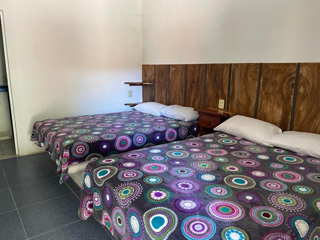 Hotel Tamarindos 锡瓦塔塔内霍 外观 照片