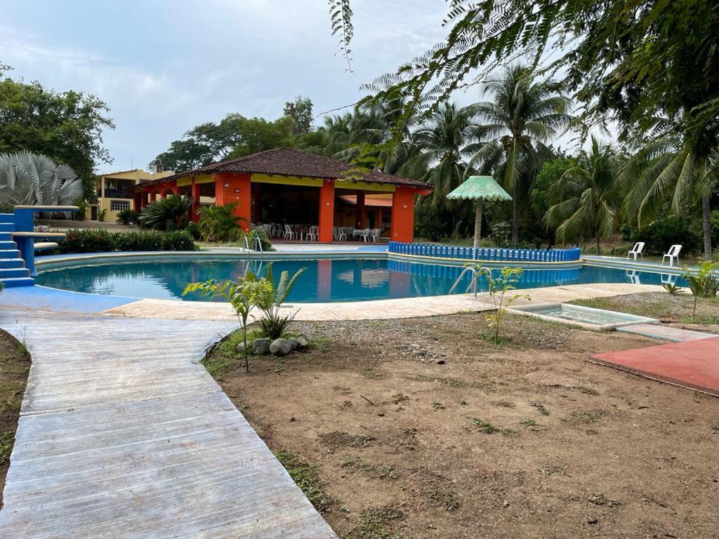 Hotel Tamarindos 锡瓦塔塔内霍 外观 照片